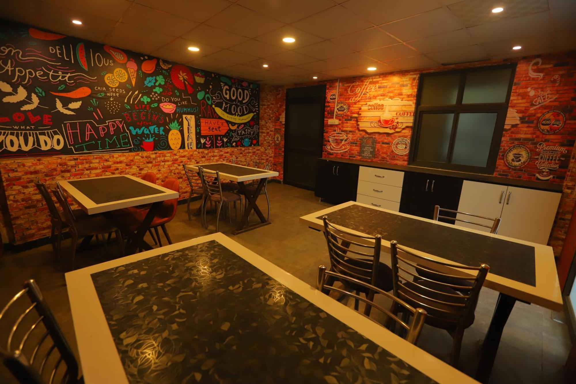 Hotel Almora Inn - Near By Delhi International Airport - With Free Airport Pickup And Drop نيودلهي المظهر الخارجي الصورة