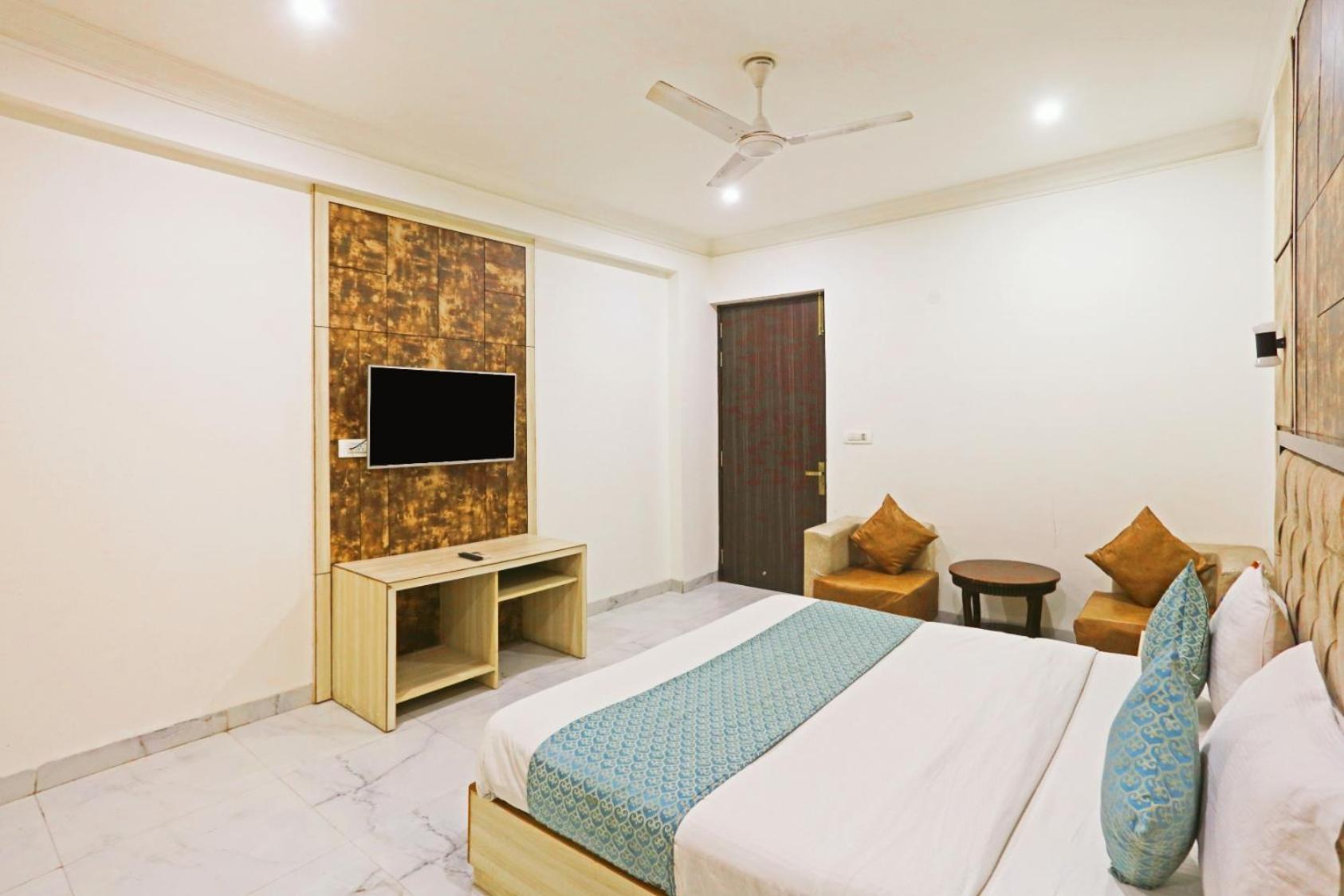 Hotel Almora Inn - Near By Delhi International Airport - With Free Airport Pickup And Drop نيودلهي المظهر الخارجي الصورة