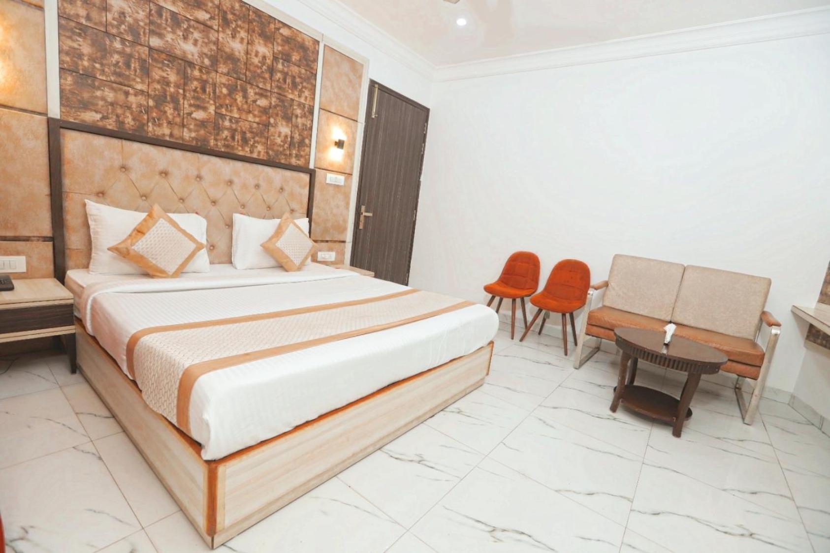 Hotel Almora Inn - Near By Delhi International Airport - With Free Airport Pickup And Drop نيودلهي المظهر الخارجي الصورة