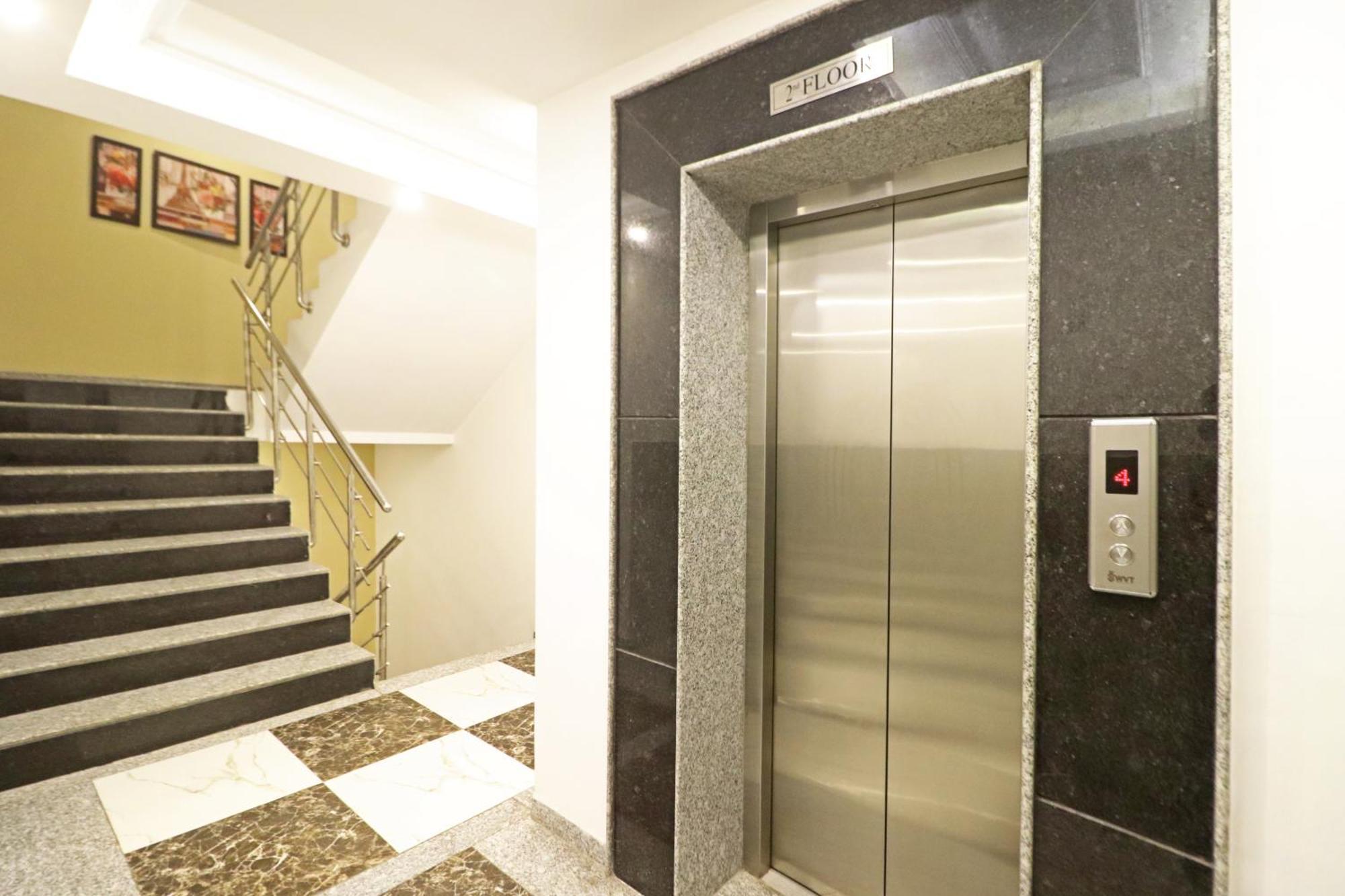 Hotel Almora Inn - Near By Delhi International Airport - With Free Airport Pickup And Drop نيودلهي المظهر الخارجي الصورة