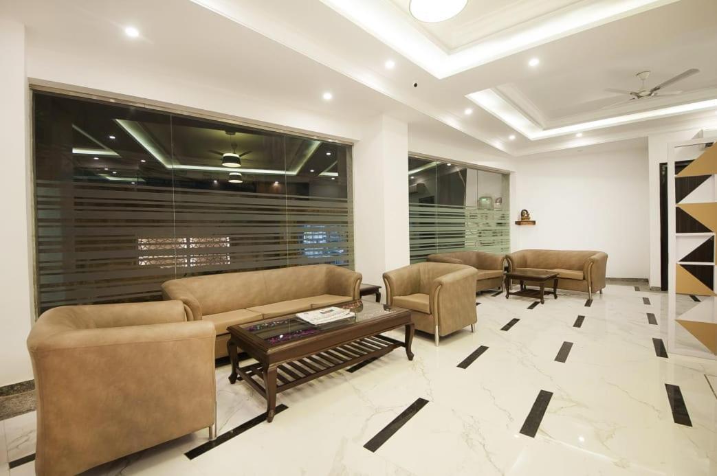 Hotel Almora Inn - Near By Delhi International Airport - With Free Airport Pickup And Drop نيودلهي المظهر الخارجي الصورة